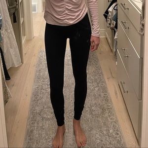 Black lululemon leggings size 6